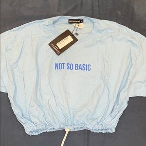 NWT Prettylittlething Cropped Tshirt
